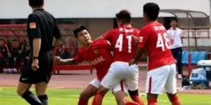 英超豪门阵容扫描：顶级青训与战术融合的样板工程-九鼎体育